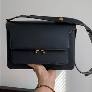 💯% authentic Marni Black Medium Trunk Bag